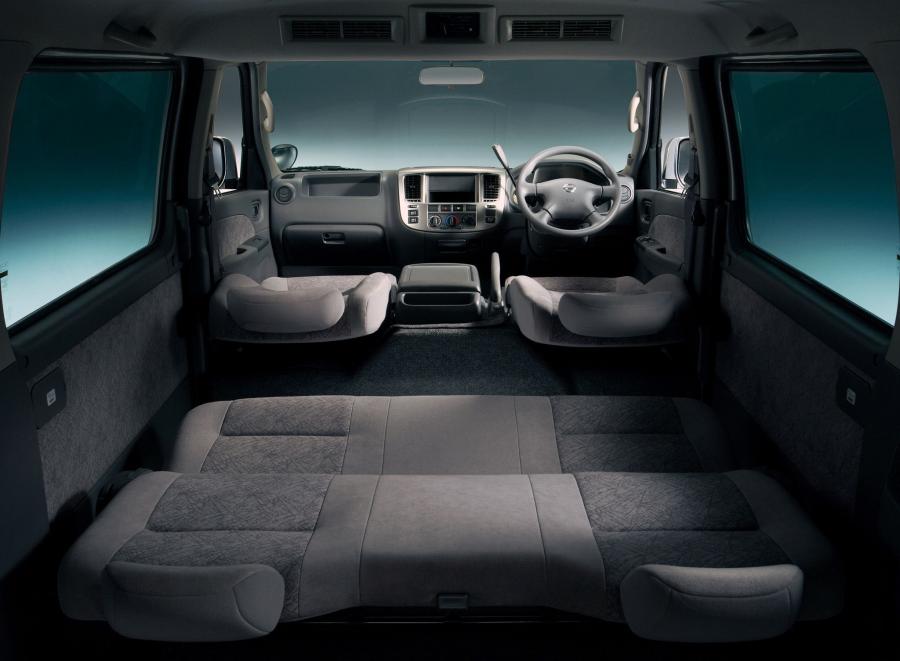  Nissan Caravan 2005 года  (фото 5 из 6)